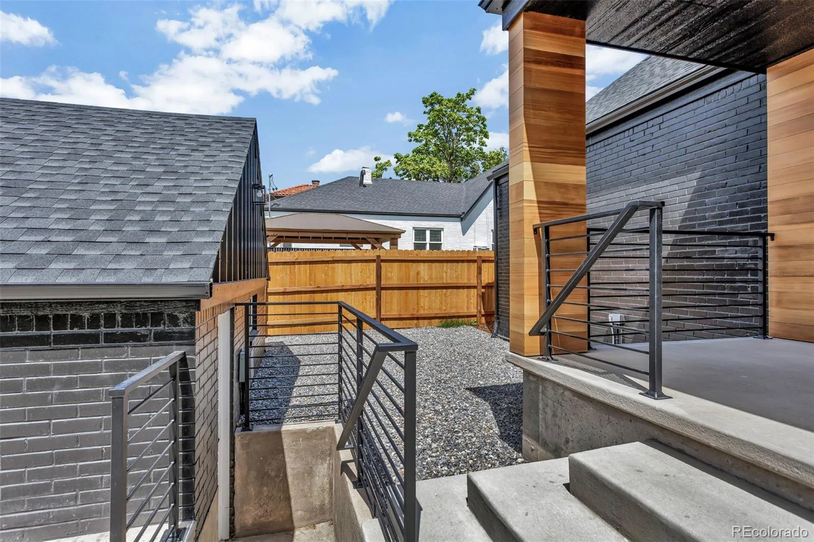 155 Colorado Boulevard Denver CO 80206 | MLS #REC1642704 09232026133950 1600 32