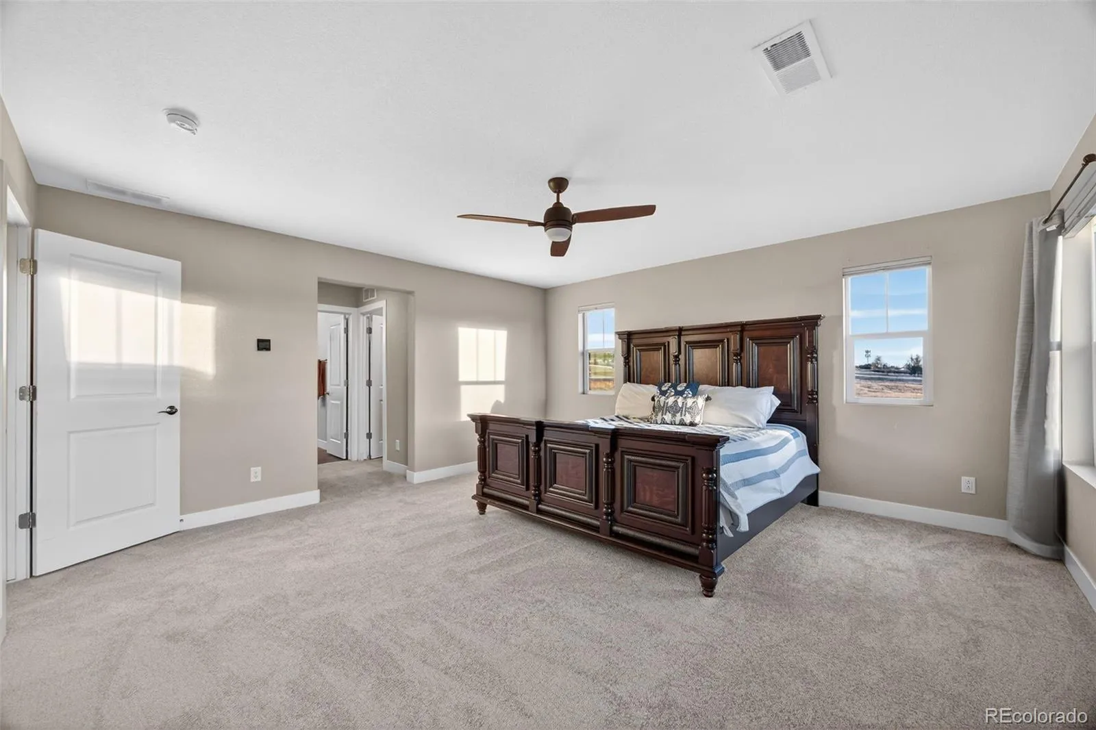 6738 Club Villa Road Parker CO 80134 MLS #REC1643568 05142026210813 1600 26