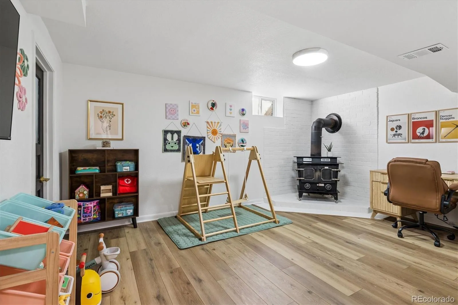 04092026023804 1600 15