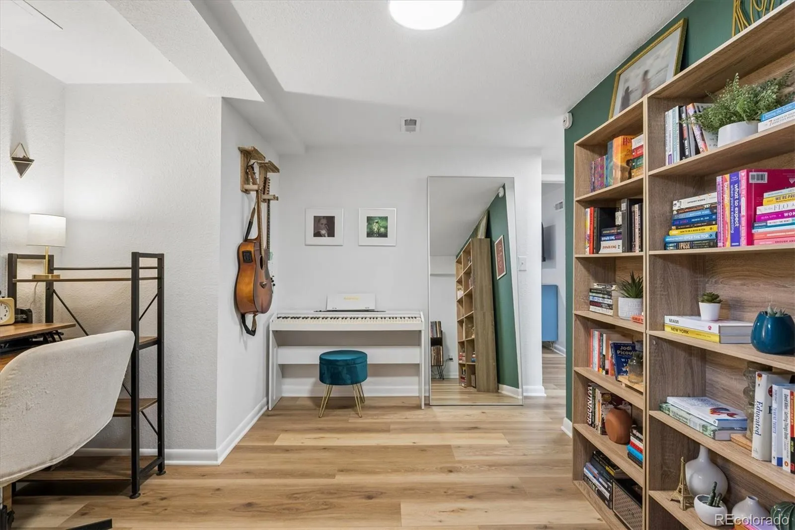 04092026023804 1600 19