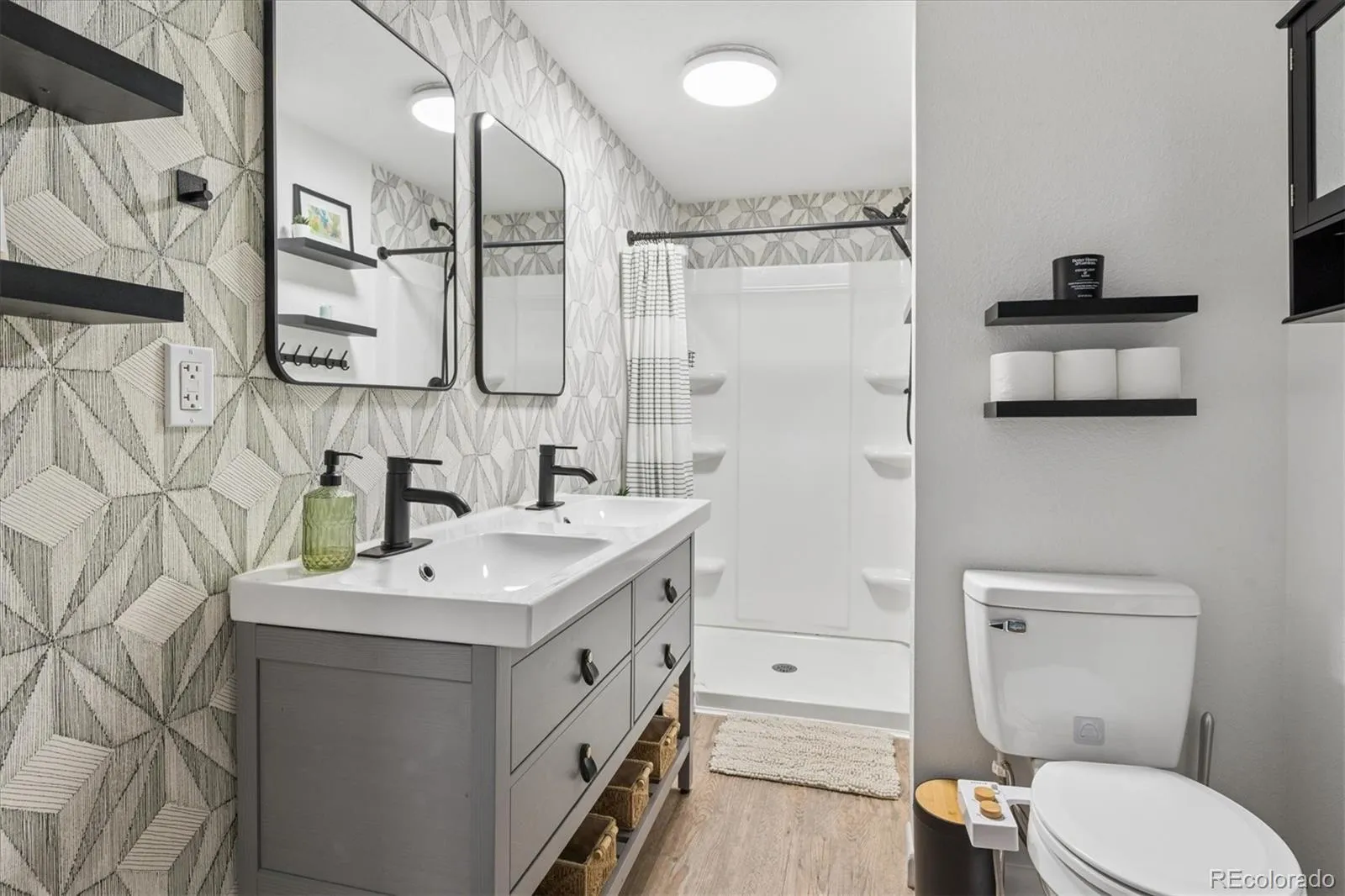 04092026023804 1600 21