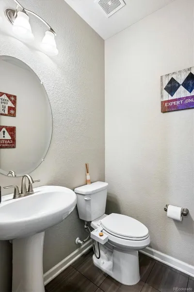 12565 Fisher Drive Englewood CO 80112 MLS #REC1645156 05112026231322 800 19