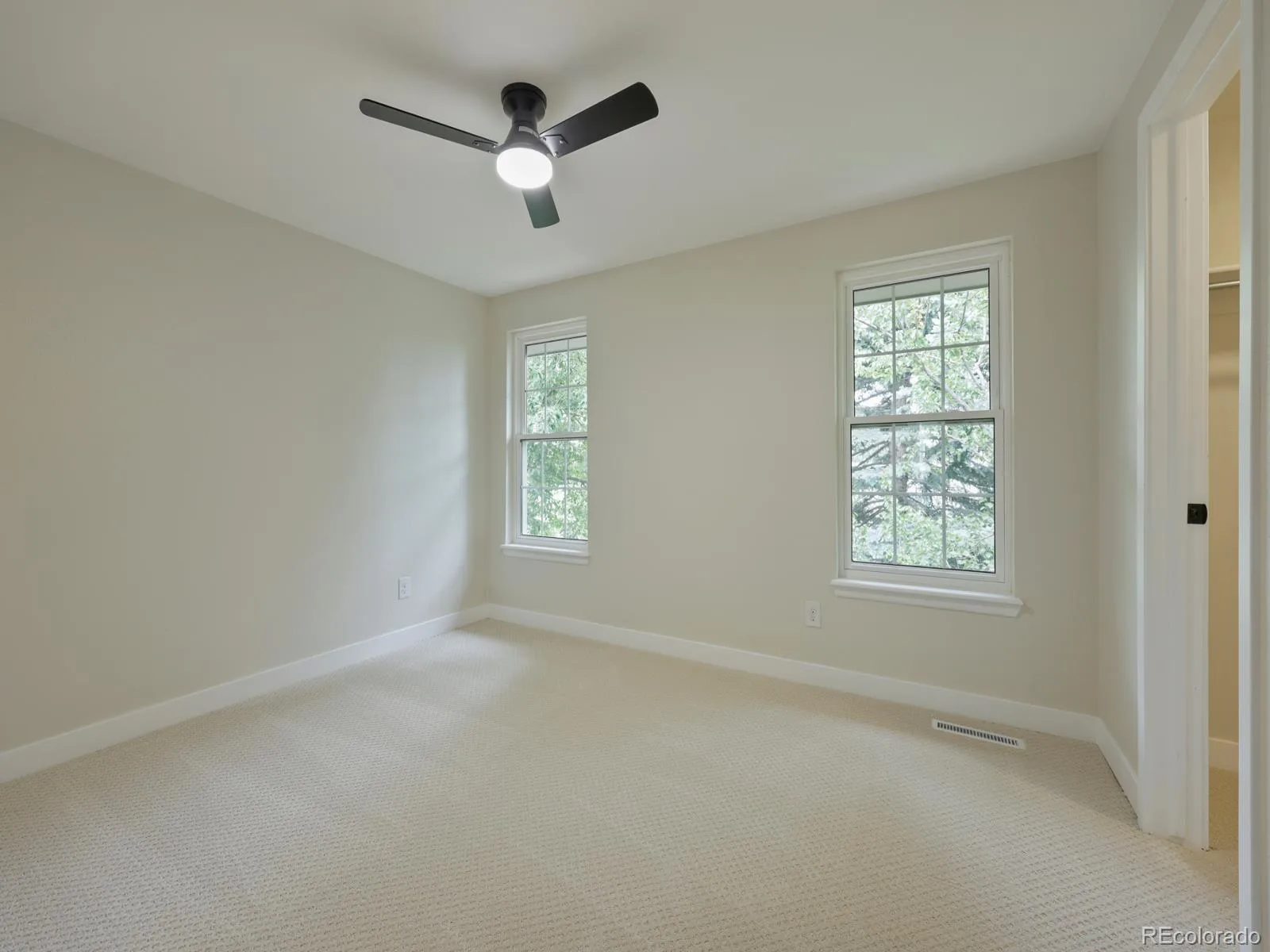 8135 S Syracuse Street Centennial CO 80112 MLS #REC1646244 06082026233941 1600 16