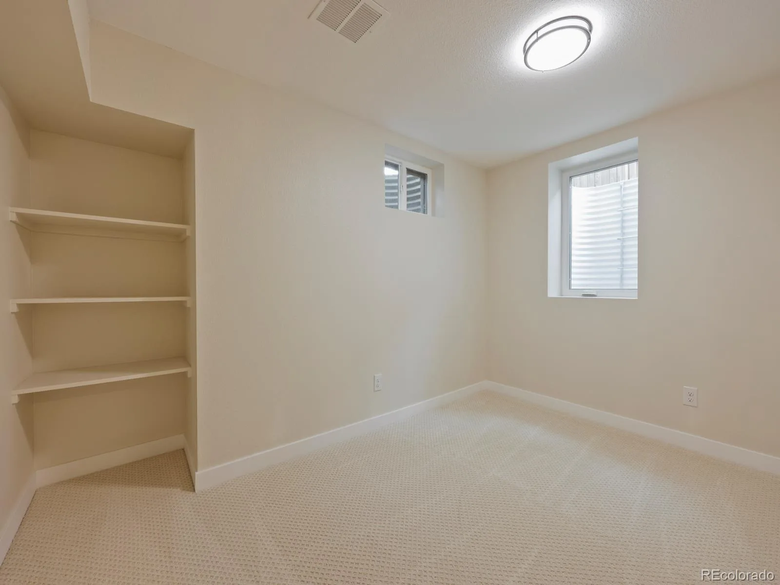 8135 S Syracuse Street Centennial CO 80112 MLS #REC1646244 06082026233941 1600 24