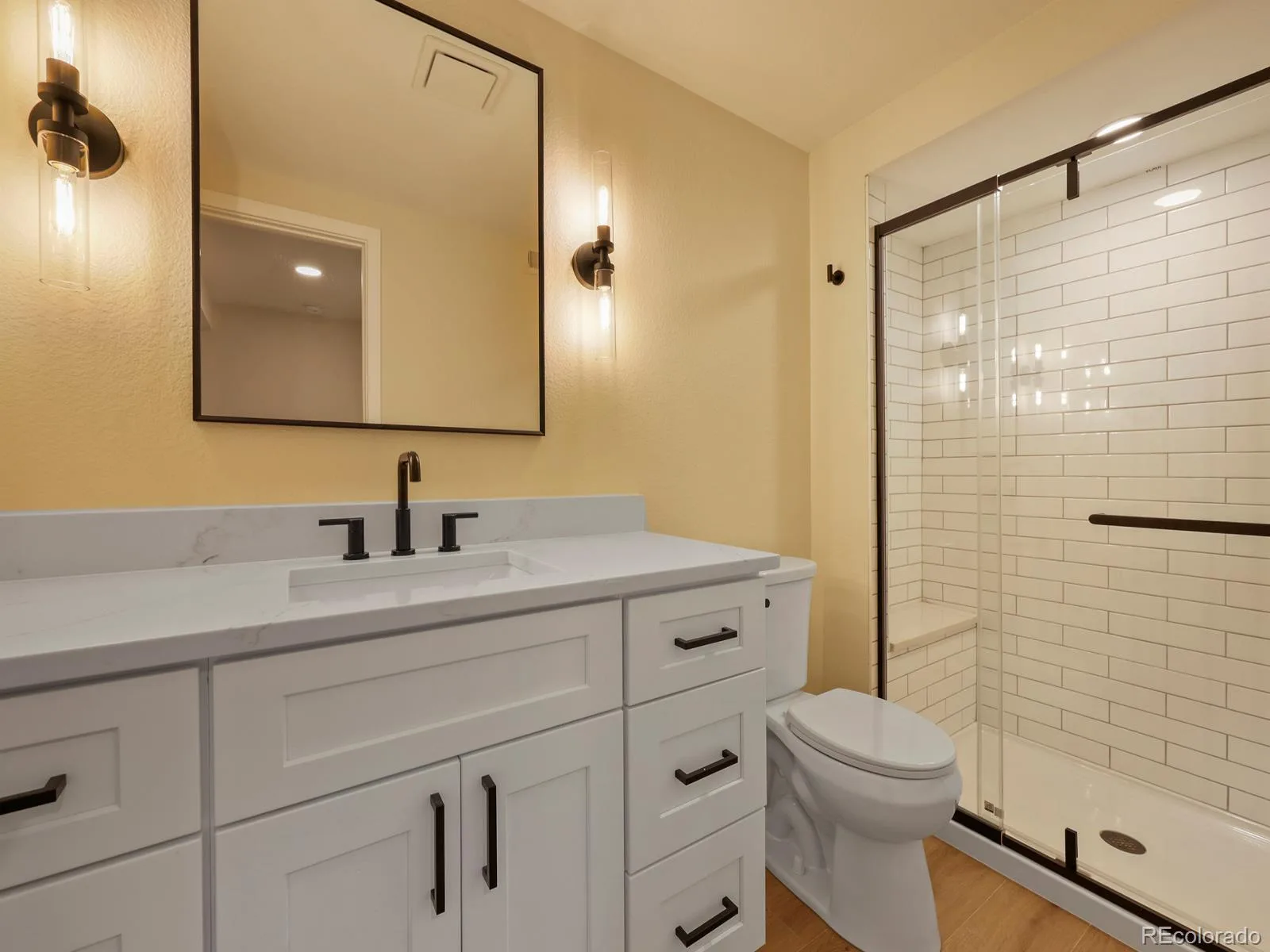 8135 S Syracuse Street Centennial CO 80112 MLS #REC1646244 06082026233941 1600 25
