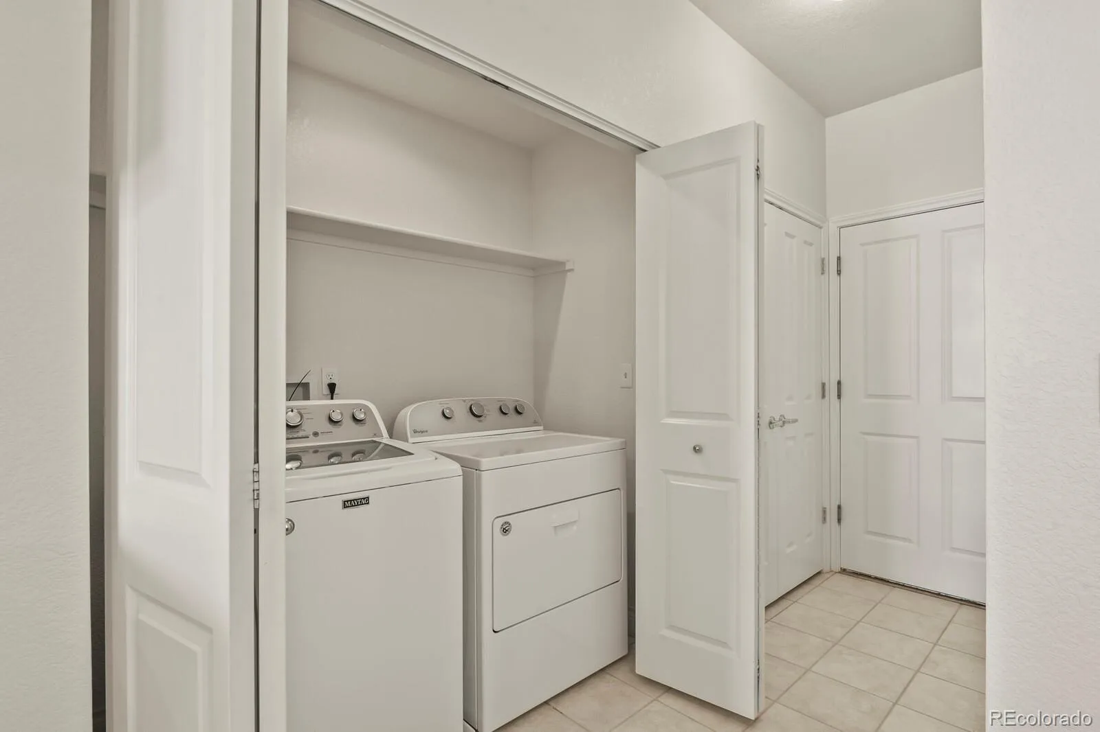 8352 S Garland Circle Littleton CO 80128 | MLS #REC1651063 08272026163559 1600 16