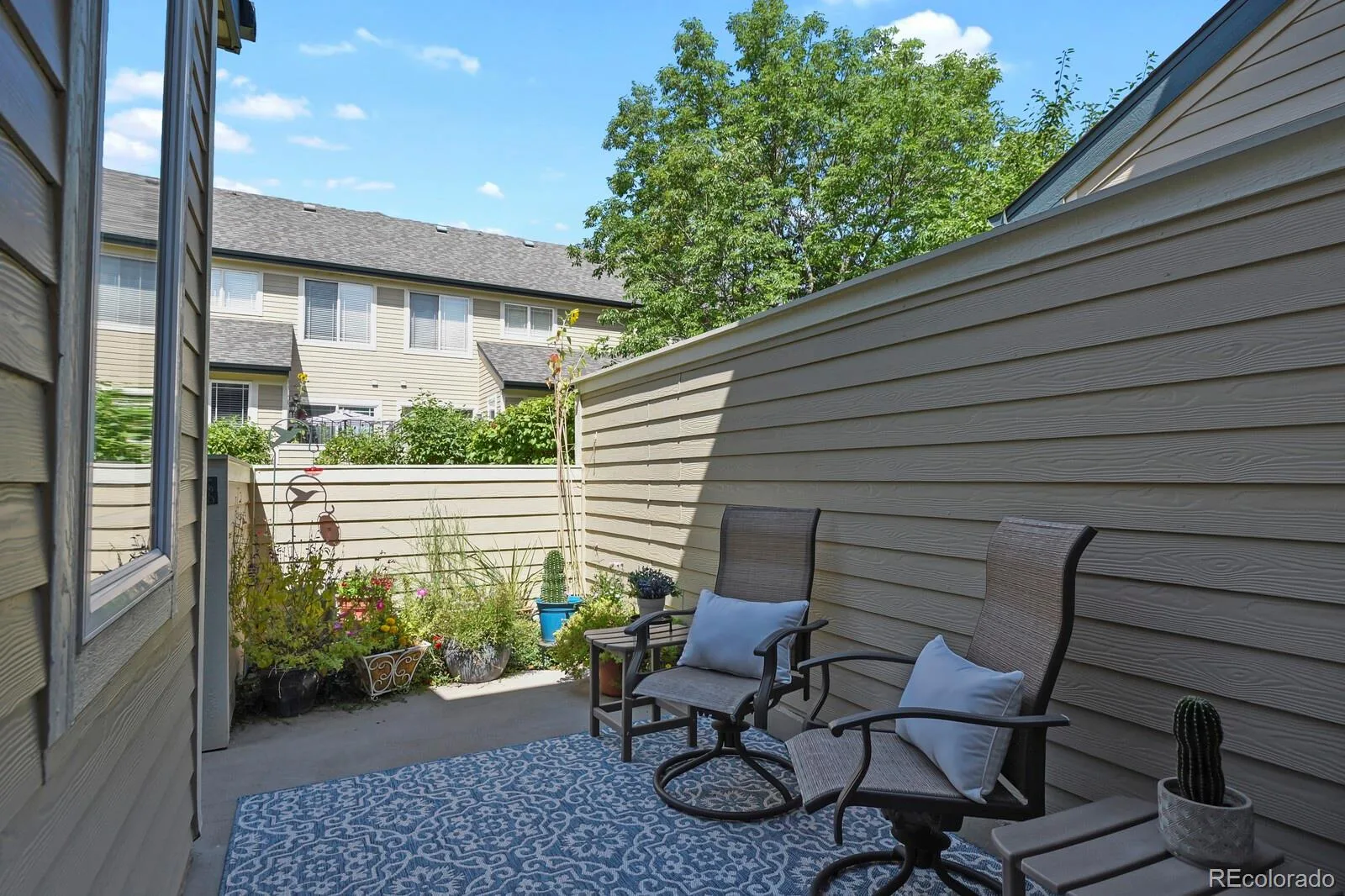 8352 S Garland Circle Littleton CO 80128 | MLS #REC1651063 08272026163559 1600 28