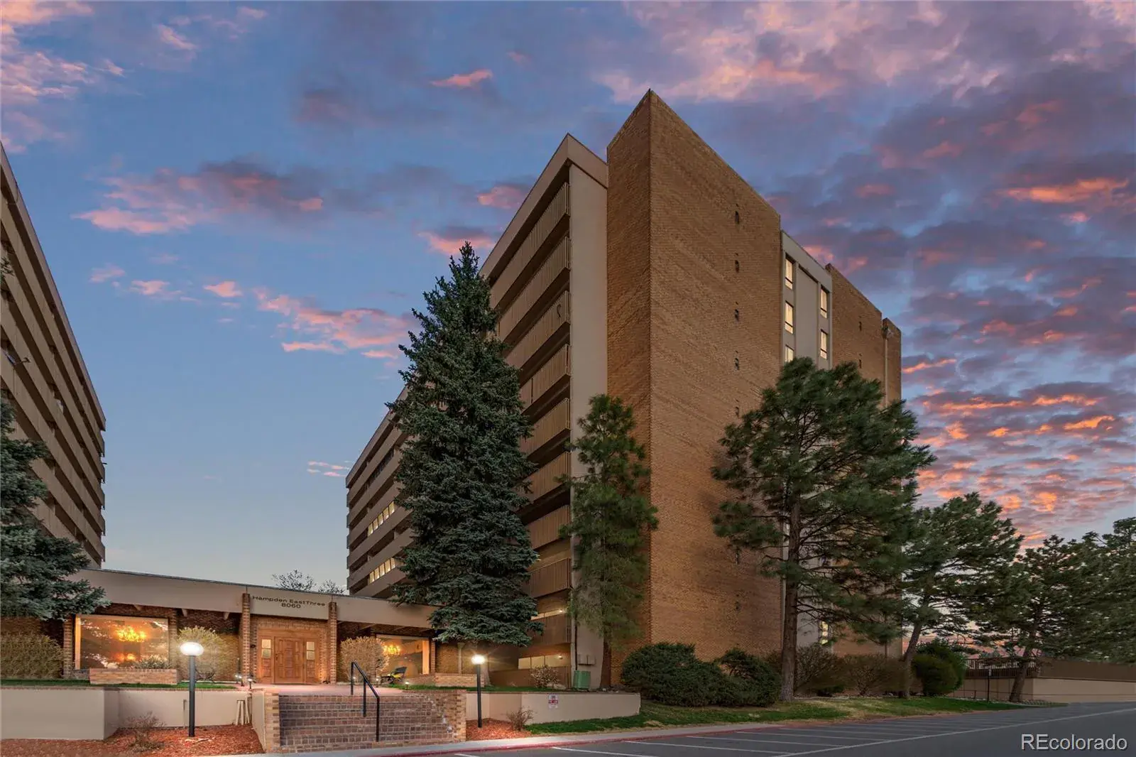 8060 E Girard Avenue #208 Denver CO 80231 MLS #REC1652712 01302026000856 1600 1