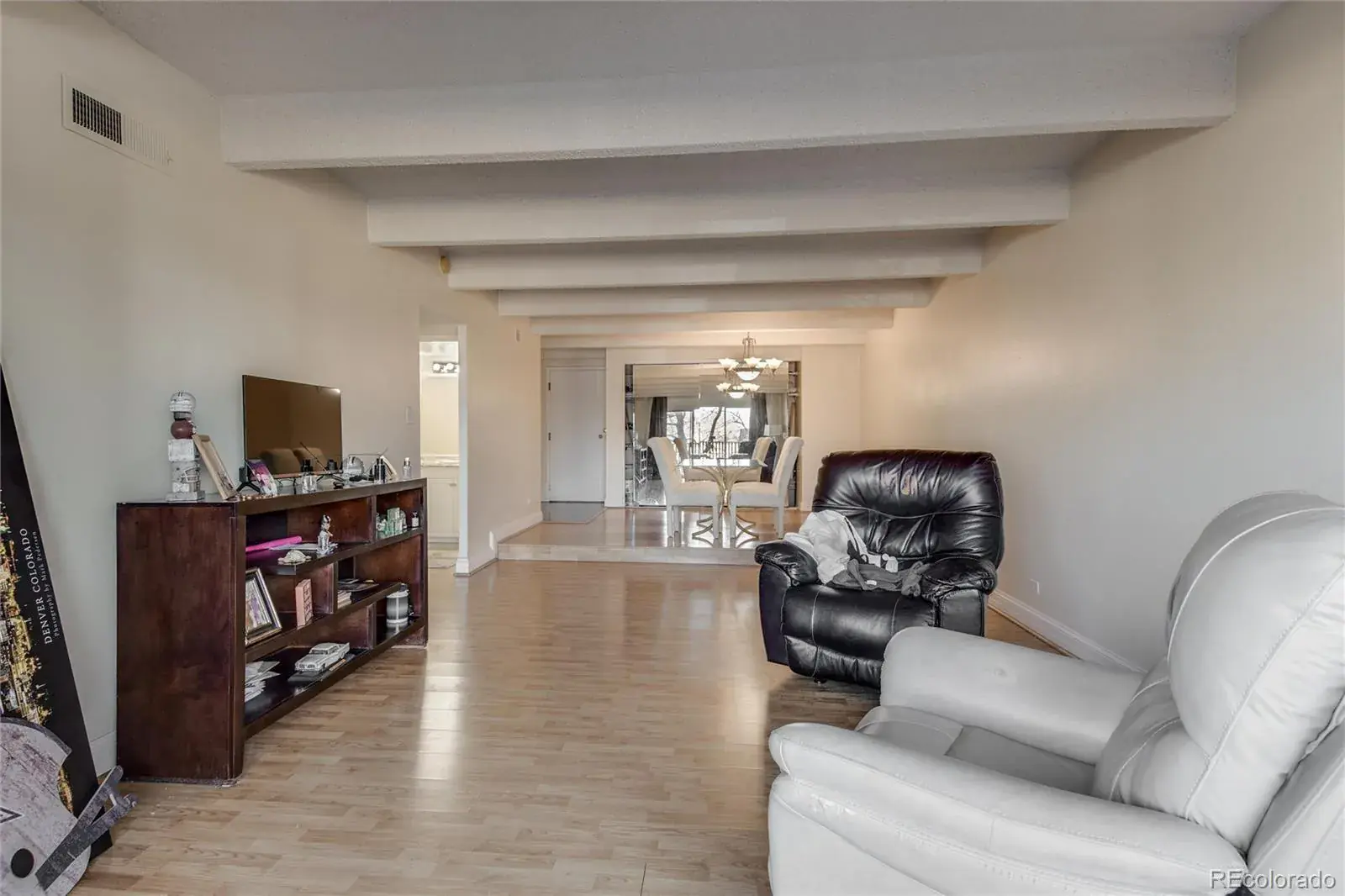 8060 E Girard Avenue #208 Denver CO 80231 MLS #REC1652712 01302026000856 1600 11