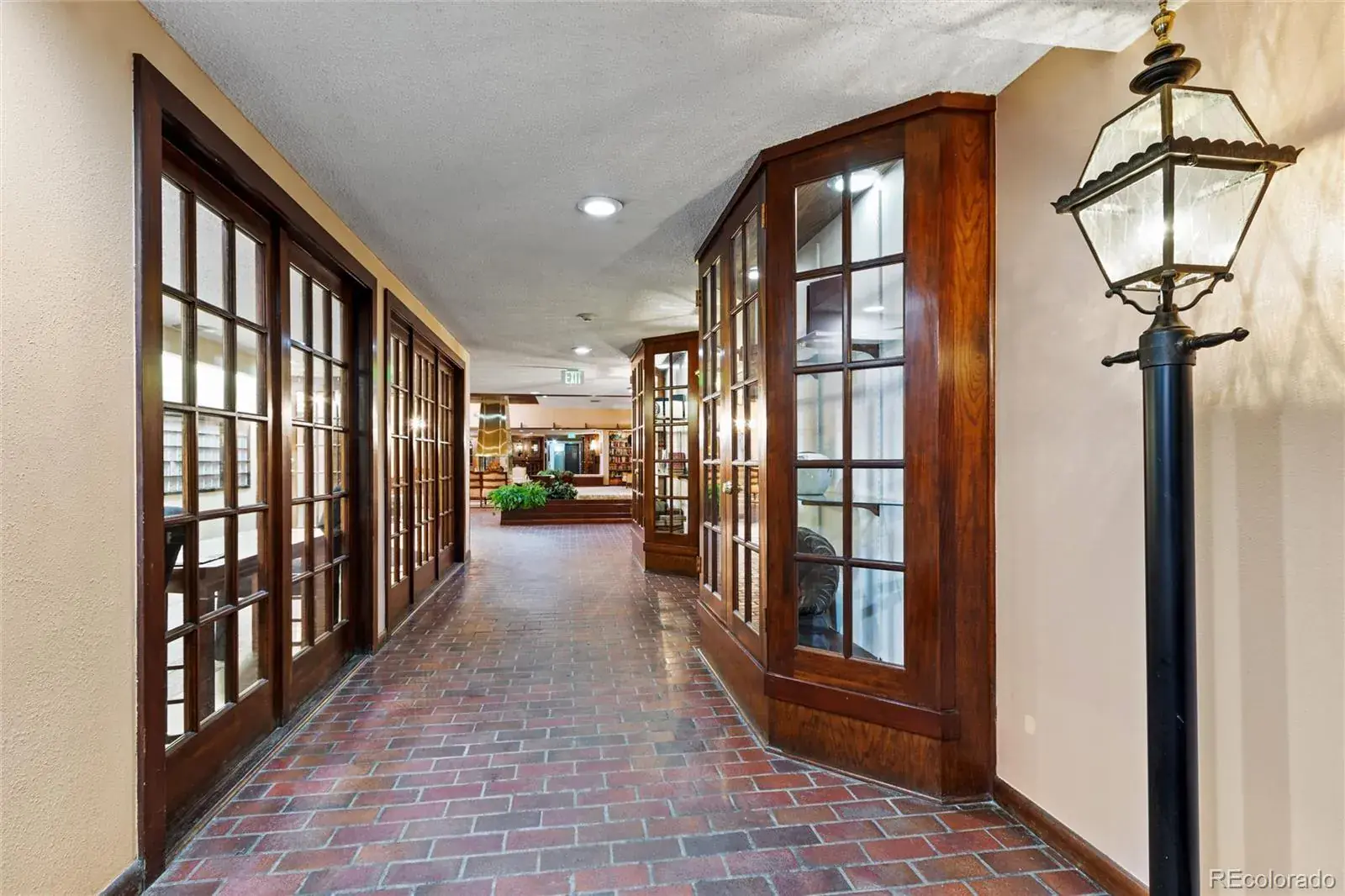 8060 E Girard Avenue #208 Denver CO 80231 MLS #REC1652712 01302026000856 1600 22