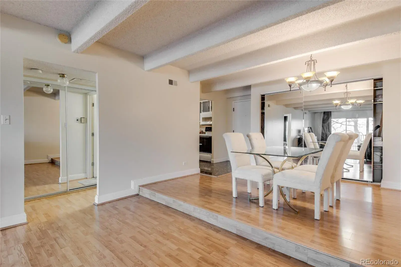 8060 E Girard Avenue #208 Denver CO 80231 MLS #REC1652712 01302026000856 1600 5