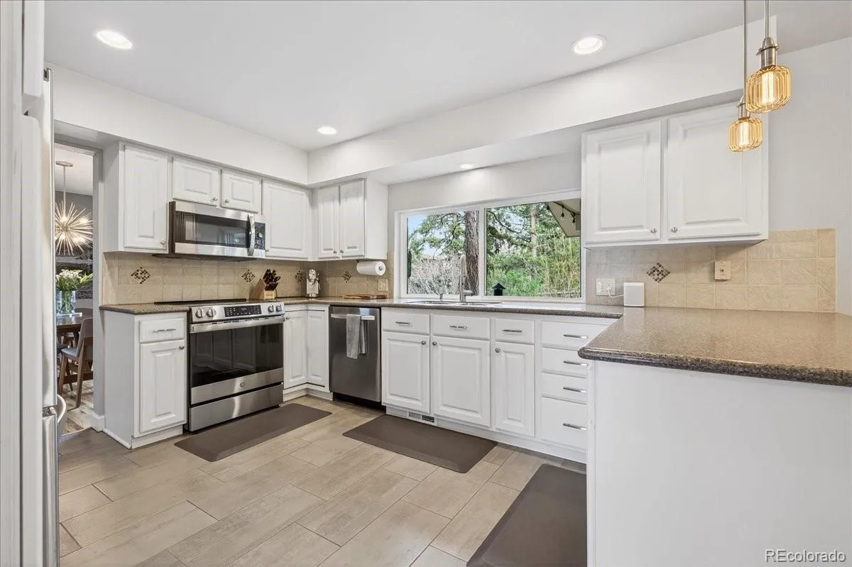 04012026033600 1200 11