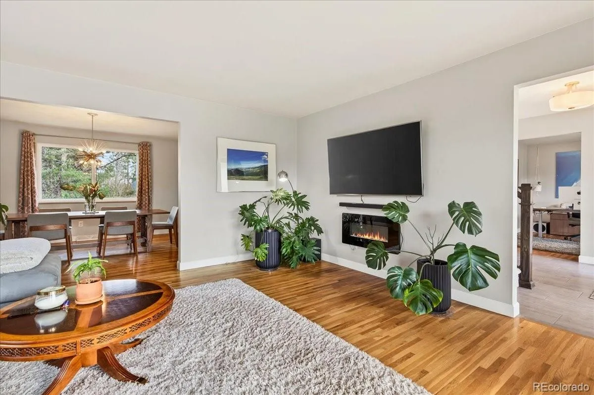 04012026033600 1200 18