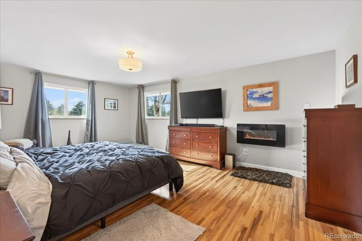 04012026033600 1200 24