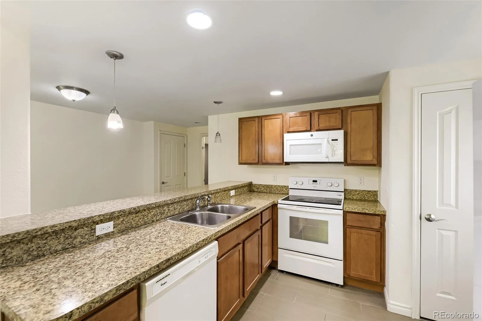 4900 Bluegate Drive Highlands Ranch CO 80130 | MLS #REC1654251 08282026132522 1600 10