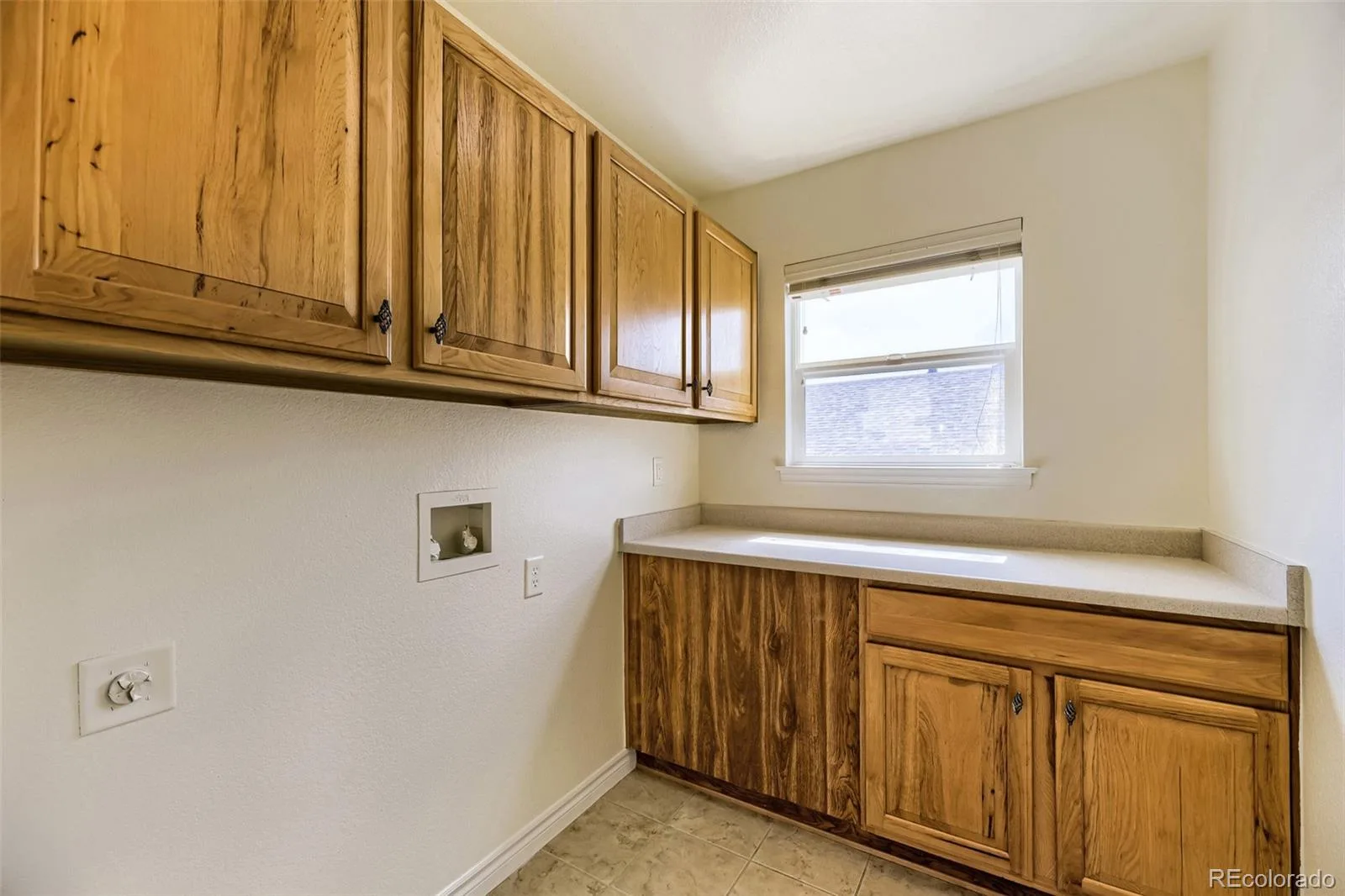 4900 Bluegate Drive Highlands Ranch CO 80130 | MLS #REC1654251 08282026132522 1600 28