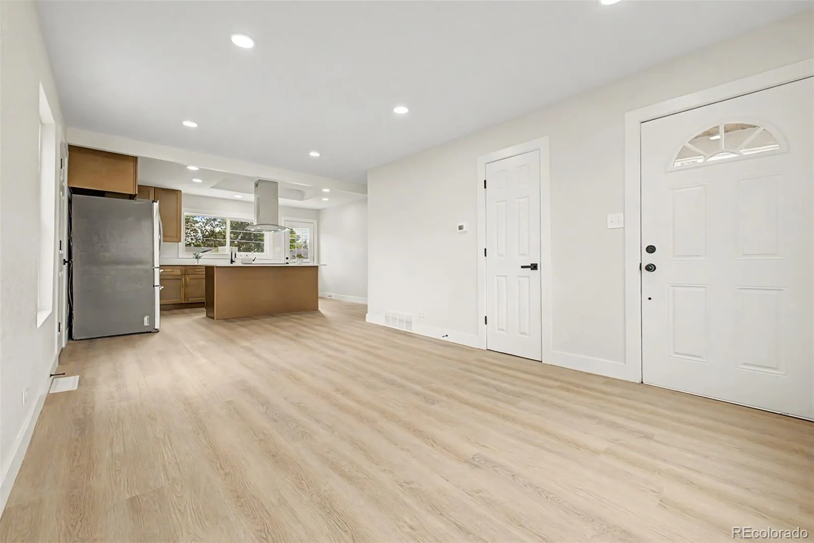 1242 S Seneca Way Denver CO 80223 | MLS #REC1656105 08272026035305 1600 5