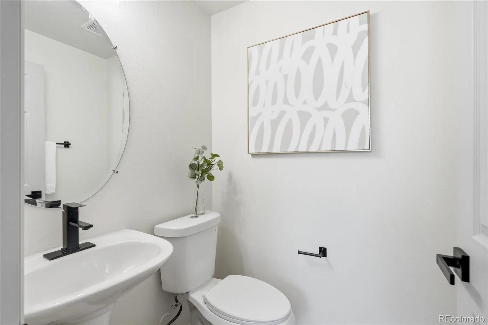 160 Granby Way #C Aurora CO 80011 MLS #REC1656231 06112026205413 1600 11