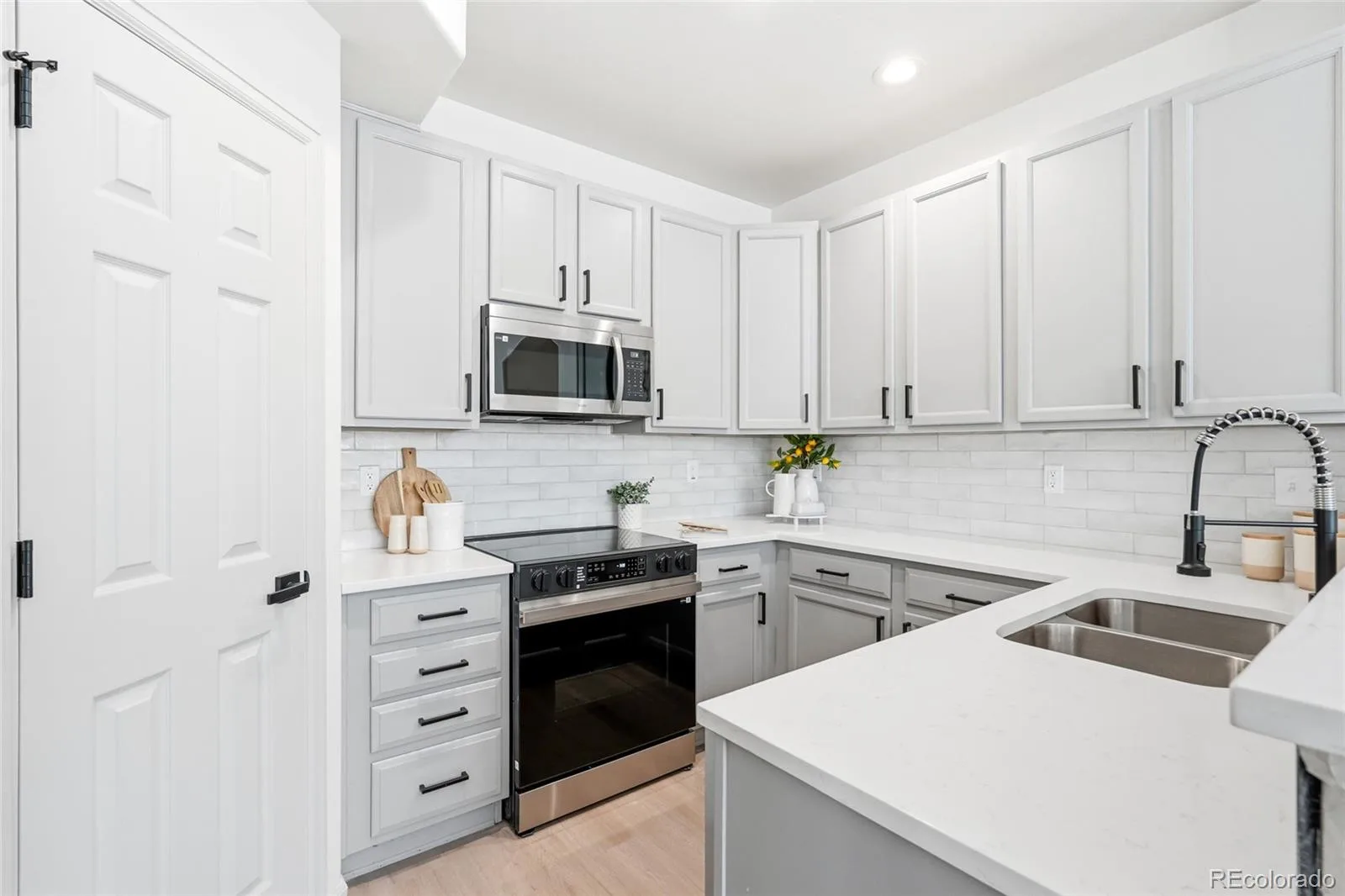 160 Granby Way #C Aurora CO 80011 MLS #REC1656231 06112026205413 1600 5
