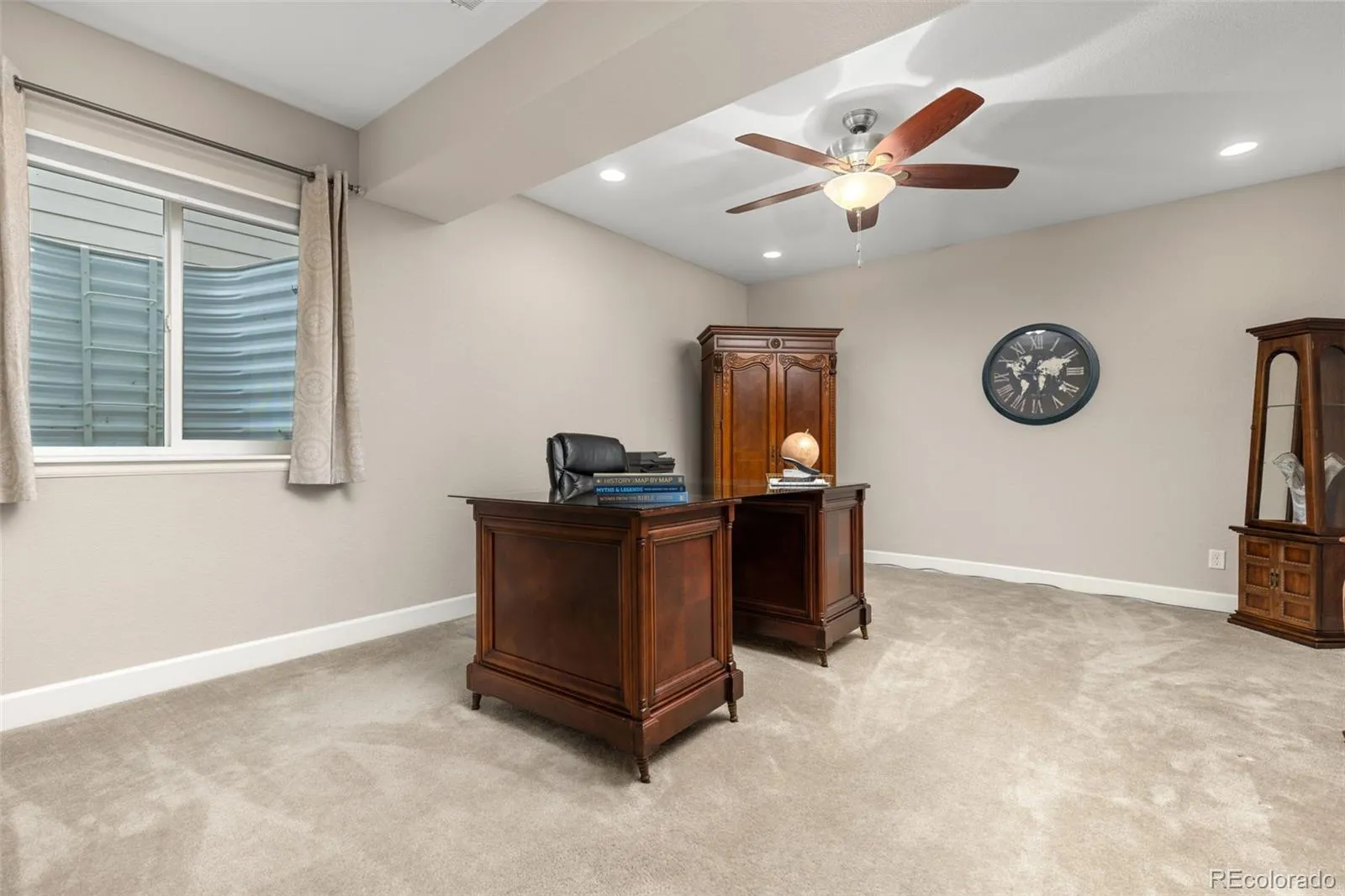 26743 E Peakview Place Aurora CO 80016 MLS #REC1657759 05232026182122 1600 39