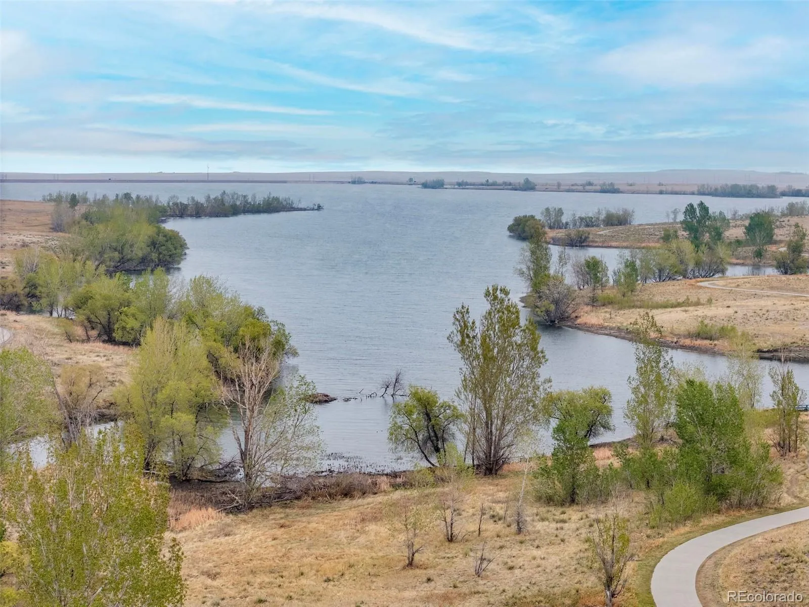 26743 E Peakview Place Aurora CO 80016 MLS #REC1657759 05232026182122 1600 43