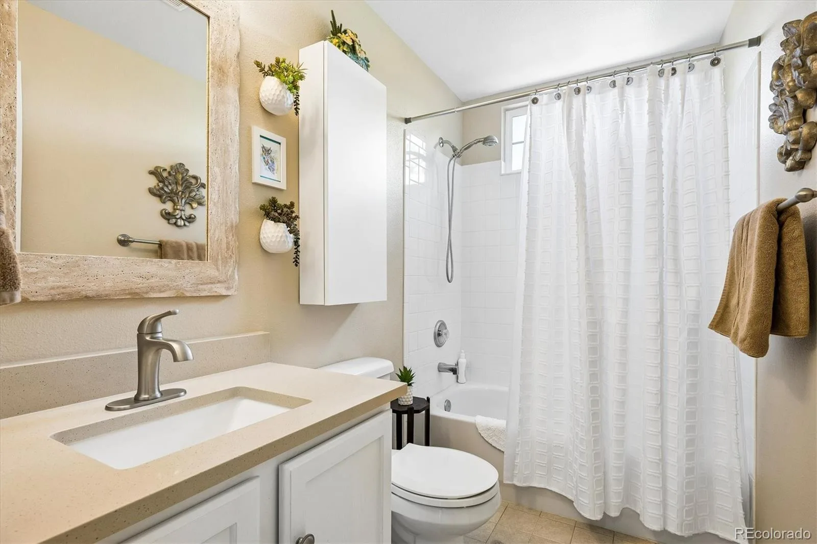 2801 Newport Circle Castle Rock CO 80104 | MLS #REC1658248 06022026185057 1600 21