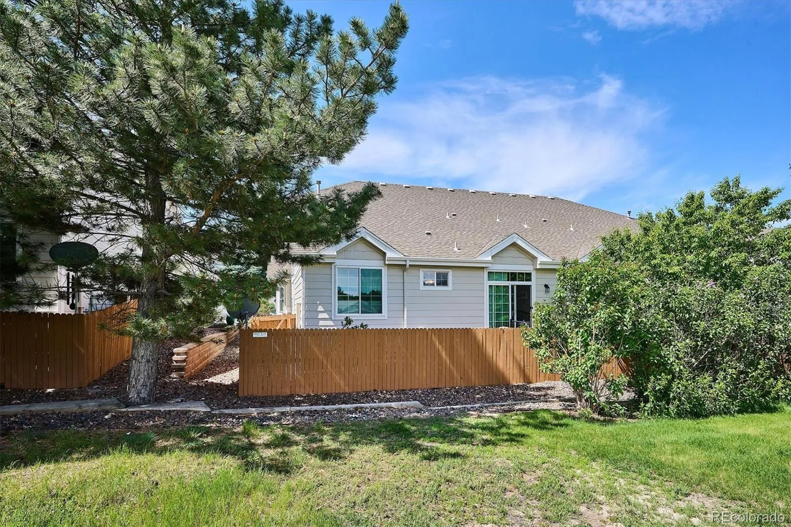 2801 Newport Circle Castle Rock CO 80104 | MLS #REC1658248 06022026185057 1600 24