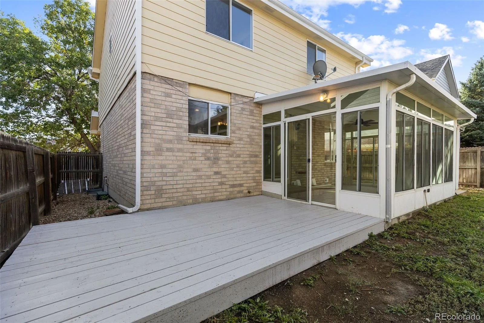 4215 S Ireland Court Aurora CO 80013 | MLS #REC1658282 08192026225354 1600 27