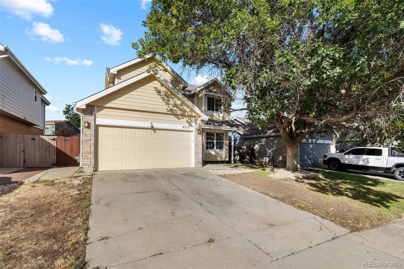 4215 S Ireland Court Aurora CO 80013 | MLS #REC1658282 08192026225354 1600 30