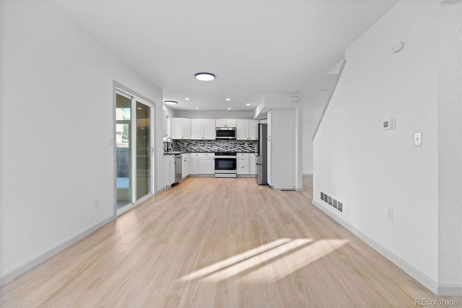 4215 S Ireland Court Aurora CO 80013 | MLS #REC1658282 08192026225354 1600 9