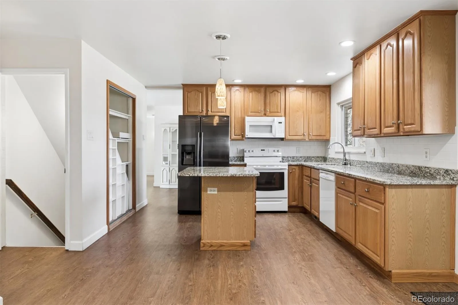 8005 E Princeton Avenue Denver CO 80237 MLS #REC1660278 05182026223546 1600 8