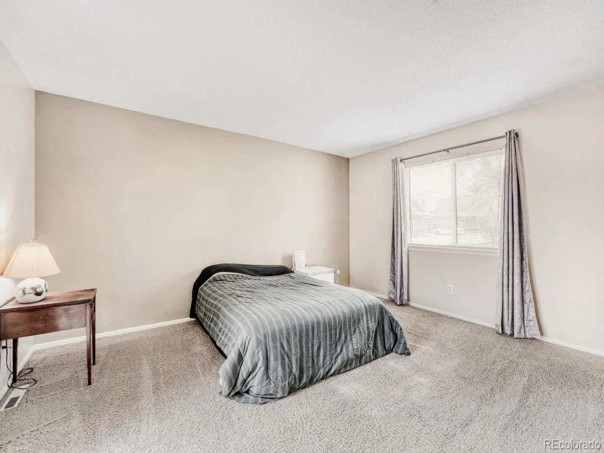 200 S Dearborn Circle Aurora CO 80012 MLS #REC1660752 06092026072347 1200 12