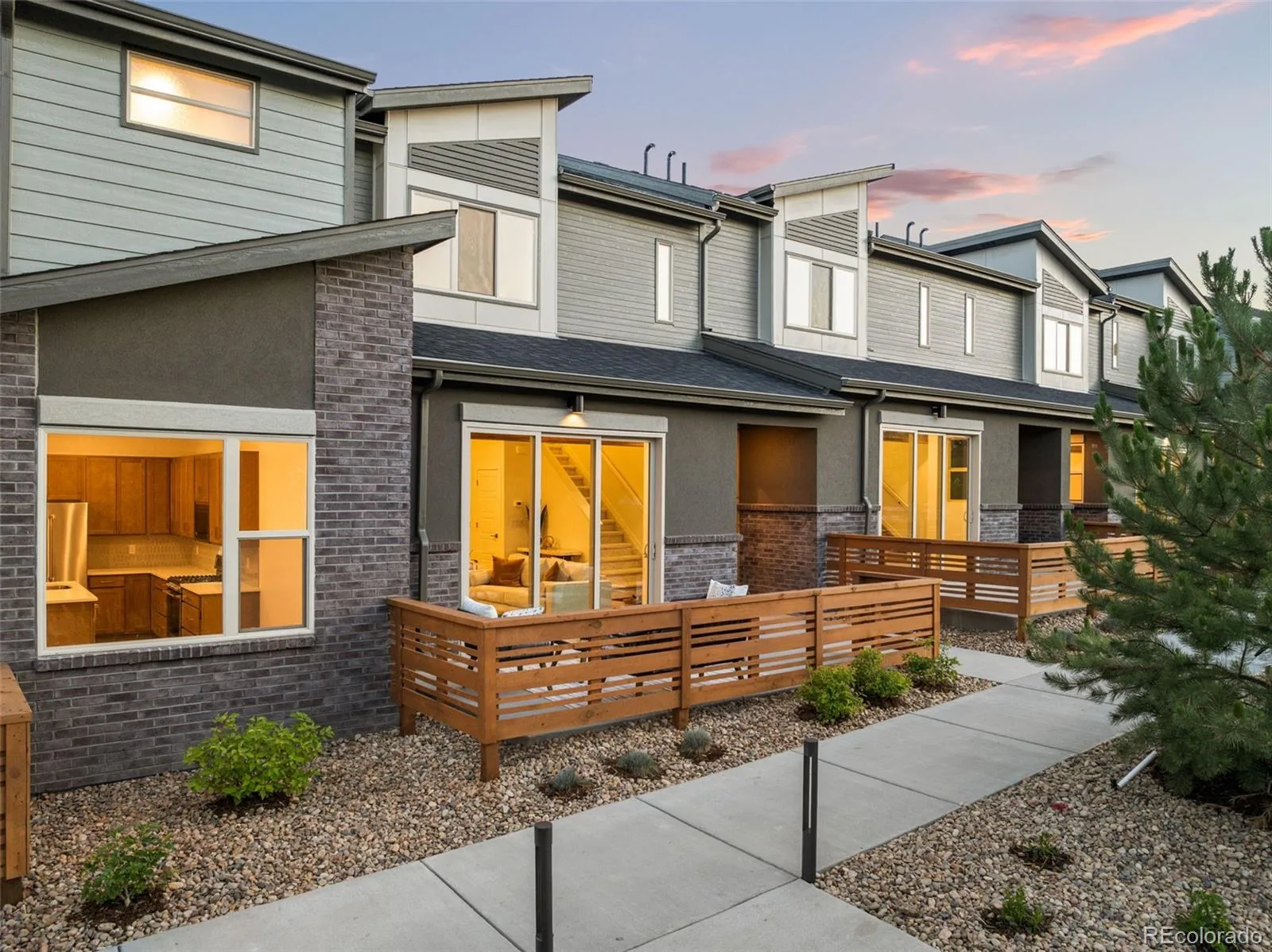 12334 W 58th Court Arvada CO 80004 | MLS #REC1661397 08212026214618 1600 1