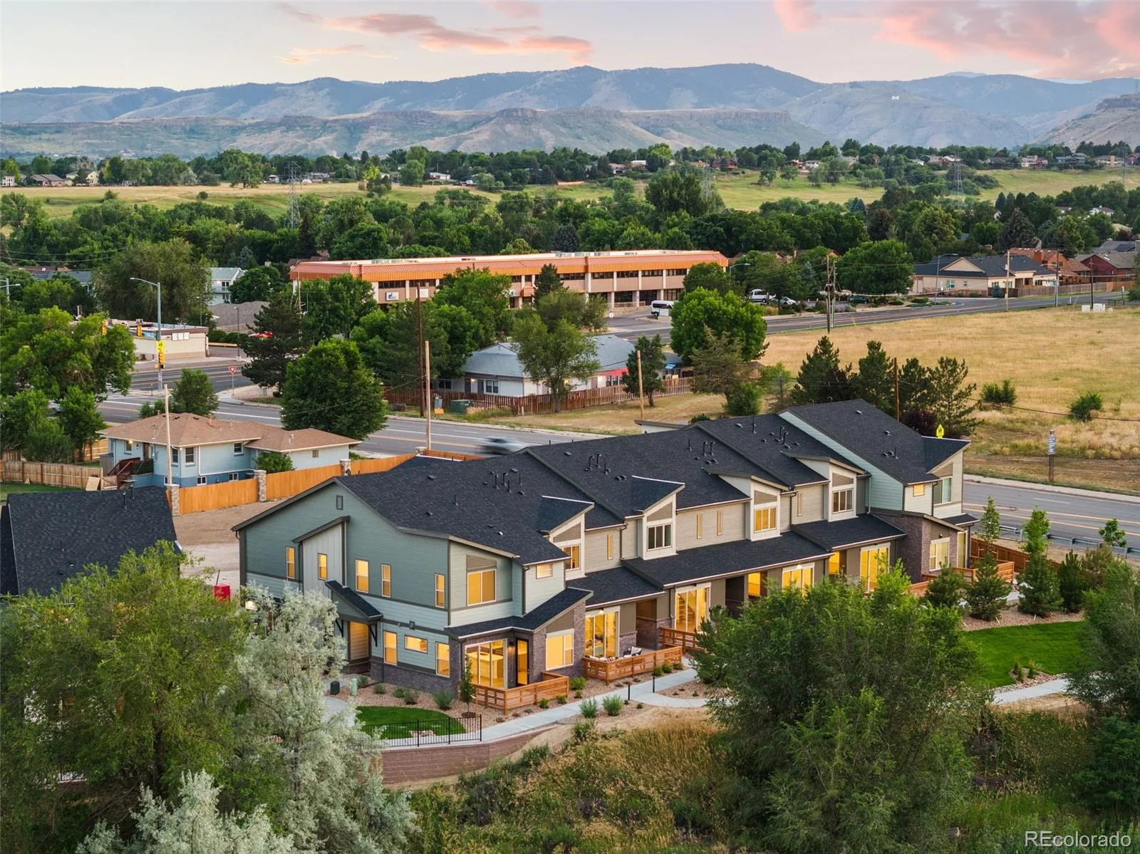 12334 W 58th Court Arvada CO 80004 | MLS #REC1661397 08212026214618 1600 10