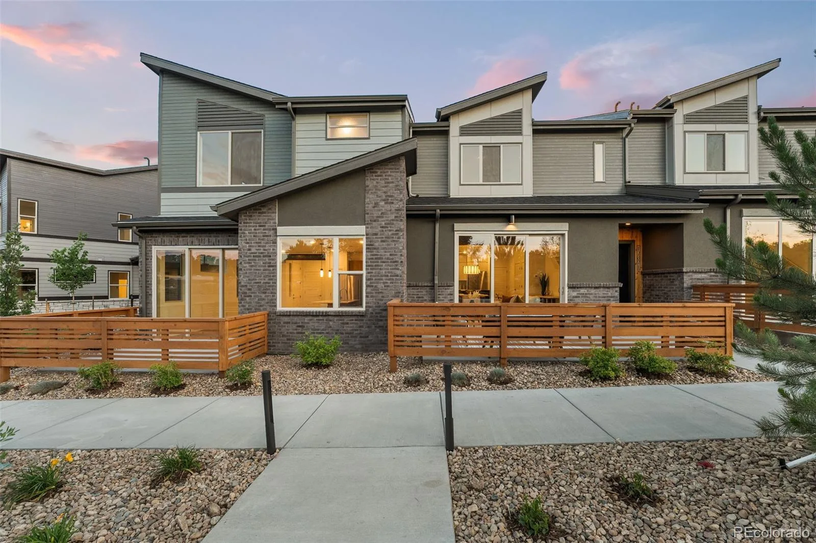 12334 W 58th Court Arvada CO 80004 | MLS #REC1661397 08212026214618 1600 3