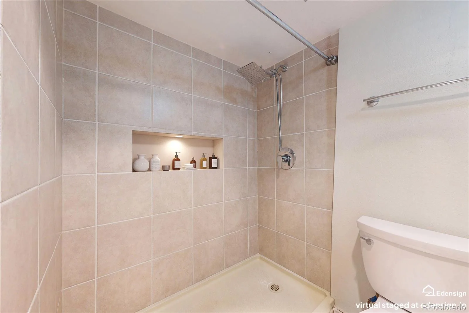 2 Adams Street #105 Denver CO 80206 | MLS #REC1668136 08272026172123 1600 16