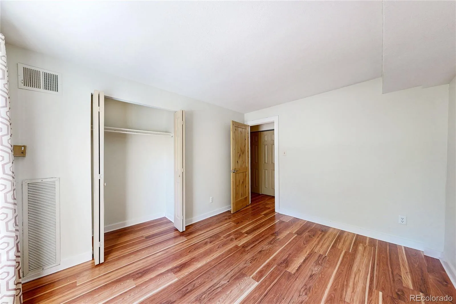 2 Adams Street #105 Denver CO 80206 | MLS #REC1668136 08272026172123 1600 17