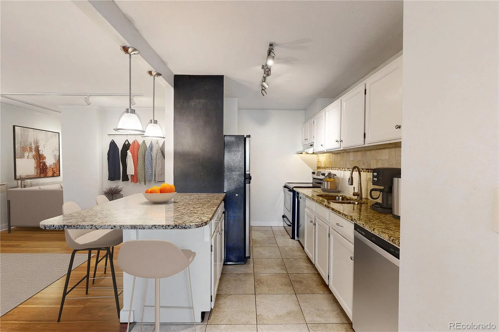 2 Adams Street #105 Denver CO 80206 | MLS #REC1668136 08272026172123 1600 6
