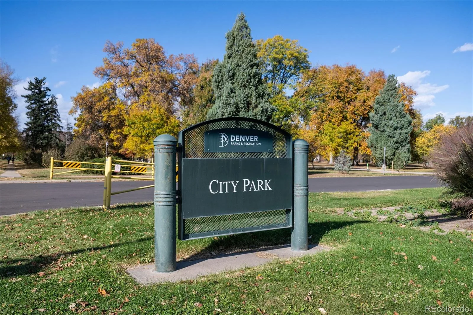 2643 N York Street Denver CO 80205 | MLS #REC1668205 09302026174509 1600 35