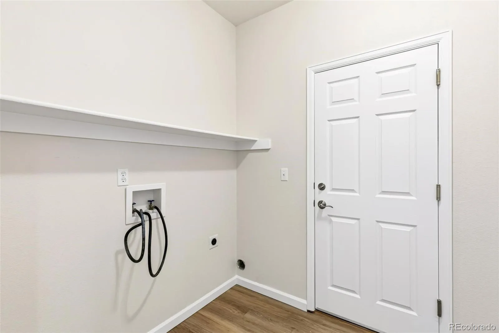 5790 S Danube Circle Aurora CO 80015 | MLS #REC1668327 08232026182553 1600 21