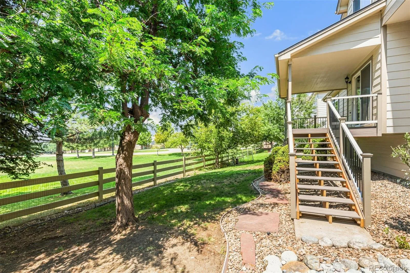 5790 S Danube Circle Aurora CO 80015 | MLS #REC1668327 08232026182553 1600 34