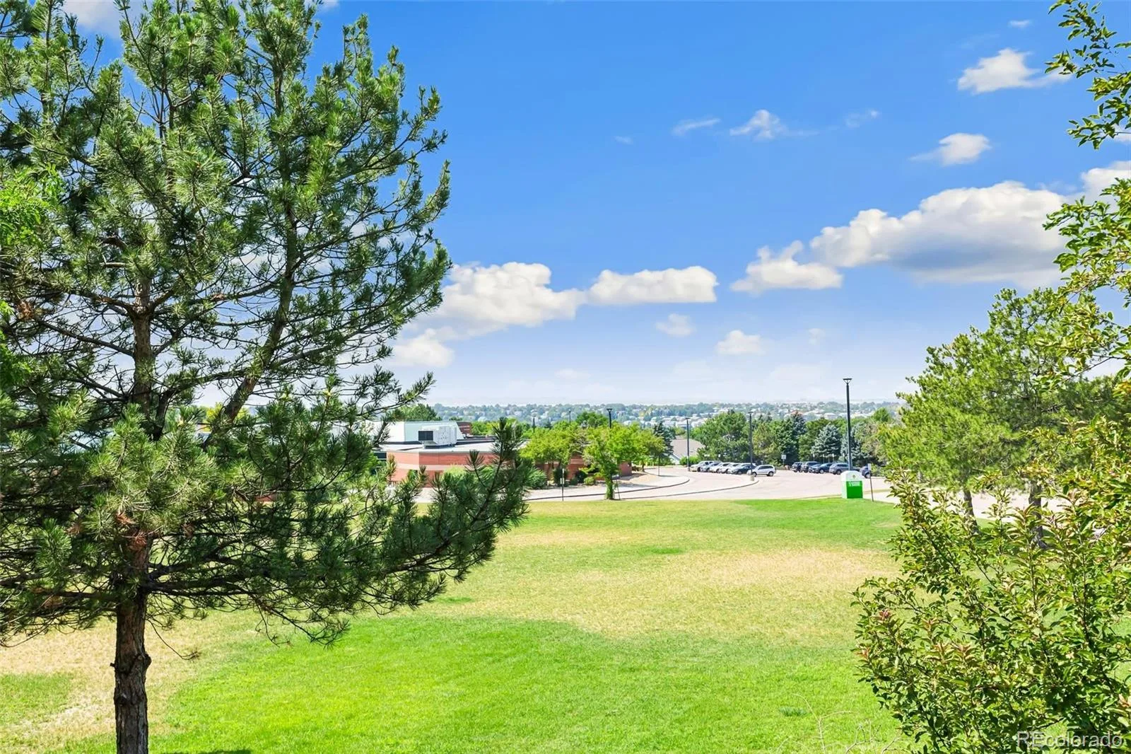 5790 S Danube Circle Aurora CO 80015 | MLS #REC1668327 08232026182553 1600 36