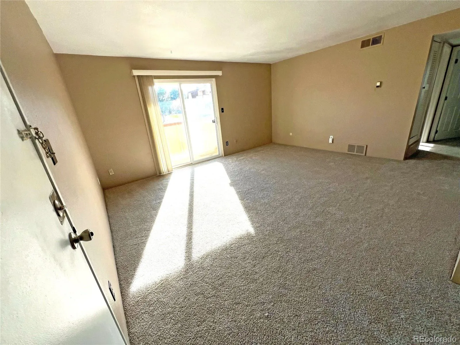 10211 Ura Lane #2-208 Thornton CO 80260 MLS #REC1668348 03312026145339 1600 11