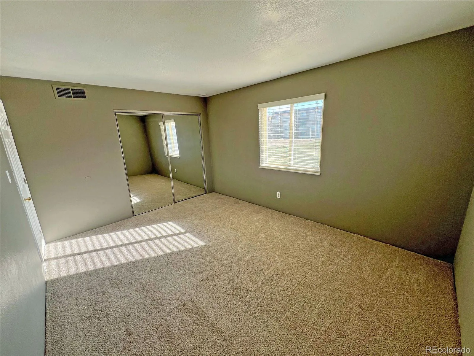 10211 Ura Lane #2-208 Thornton CO 80260 | MLS #REC1668348 08112026201555 1600 21
