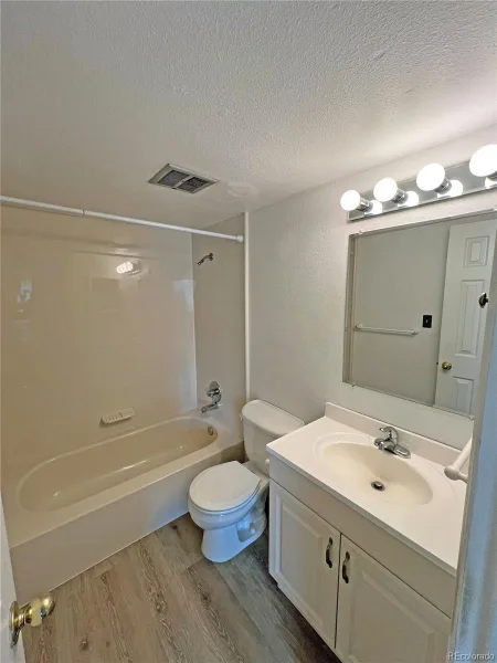 10211 Ura Lane #2-208 Thornton CO 80260 | MLS #REC1668348 08112026201555 800 14