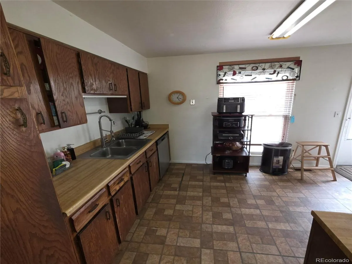 1036 Mobile Street Aurora CO 80011 MLS #REC1668430 05062026230742 1200 5