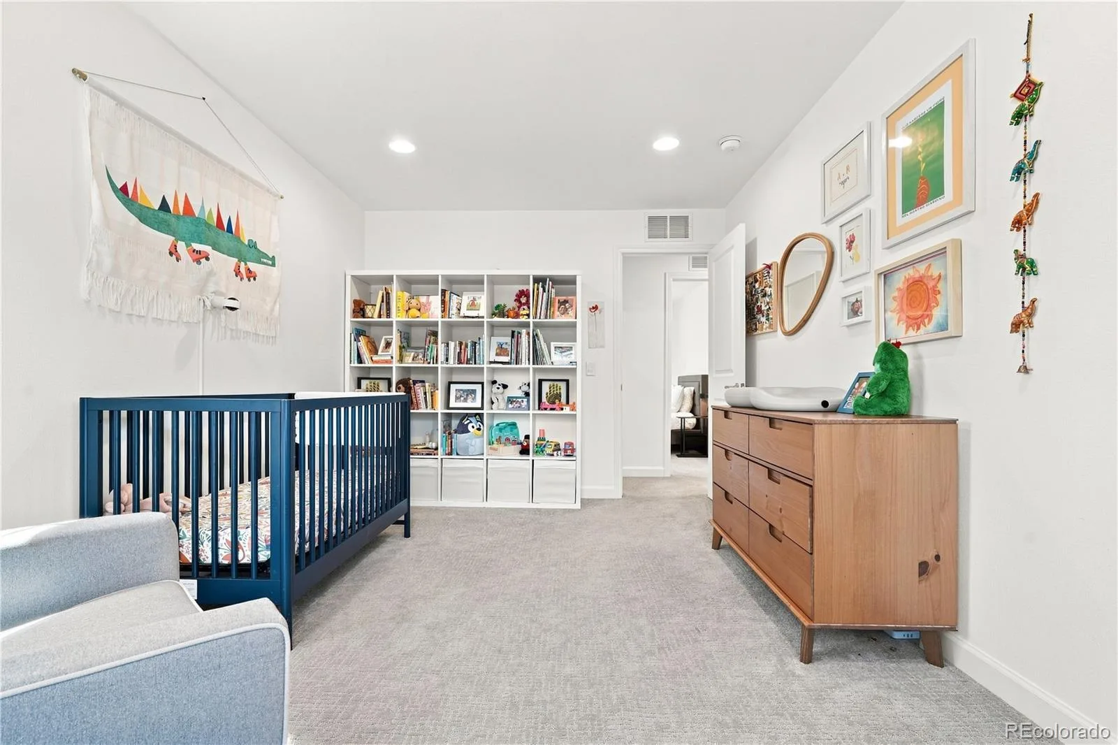 4075 S Poplar Way Denver CO 80237 | MLS #REC1669392 08292026224407 1600 22