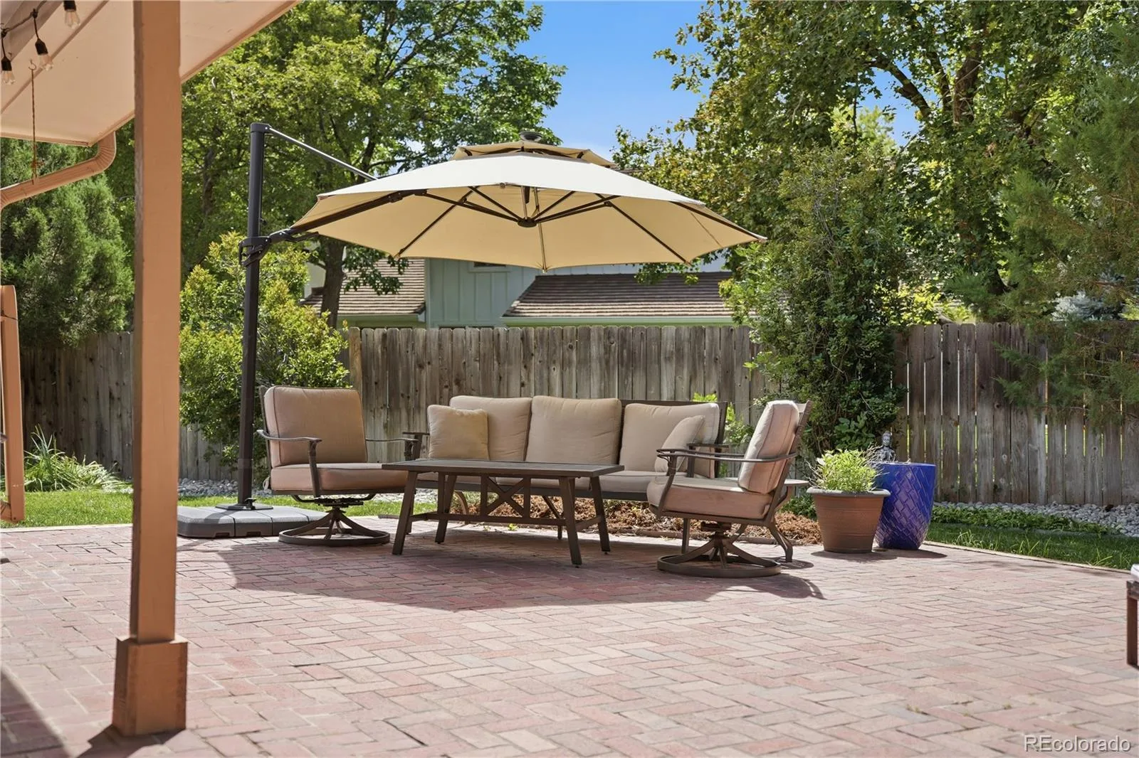 4075 S Poplar Way Denver CO 80237 | MLS #REC1669392 08292026224407 1600 36