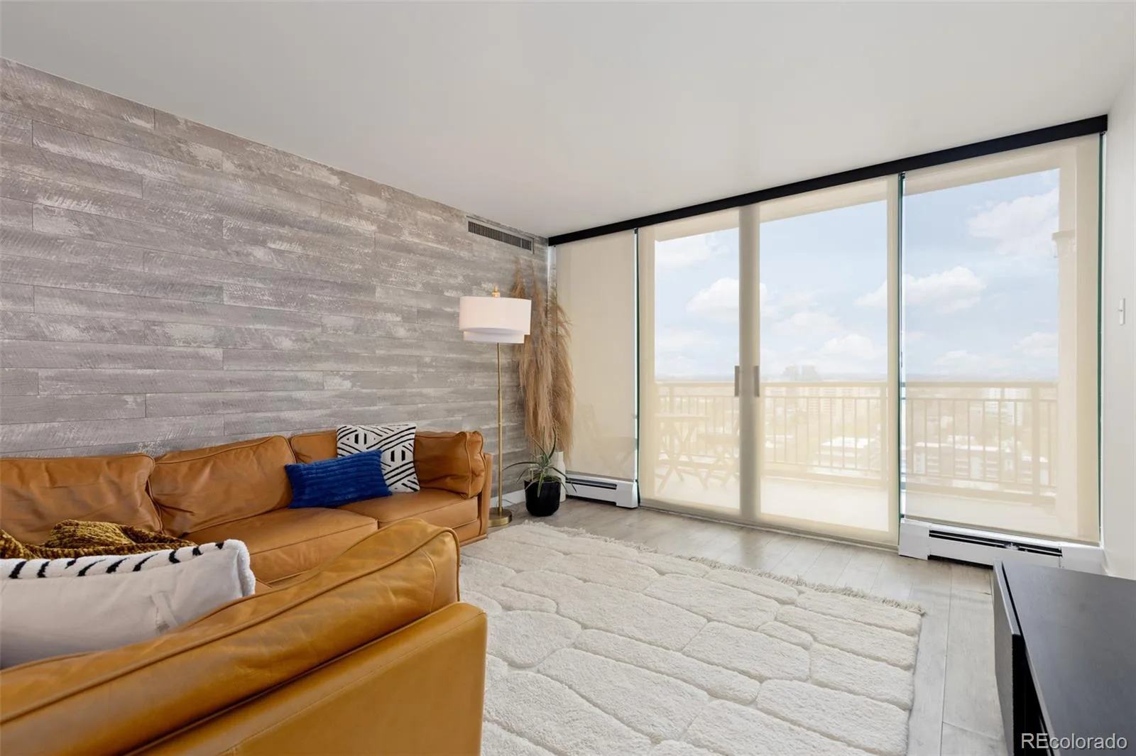 550 E 12th Avenue #1905 Denver CO 80203 MLS #REC1669411 07102026180155 1600 19