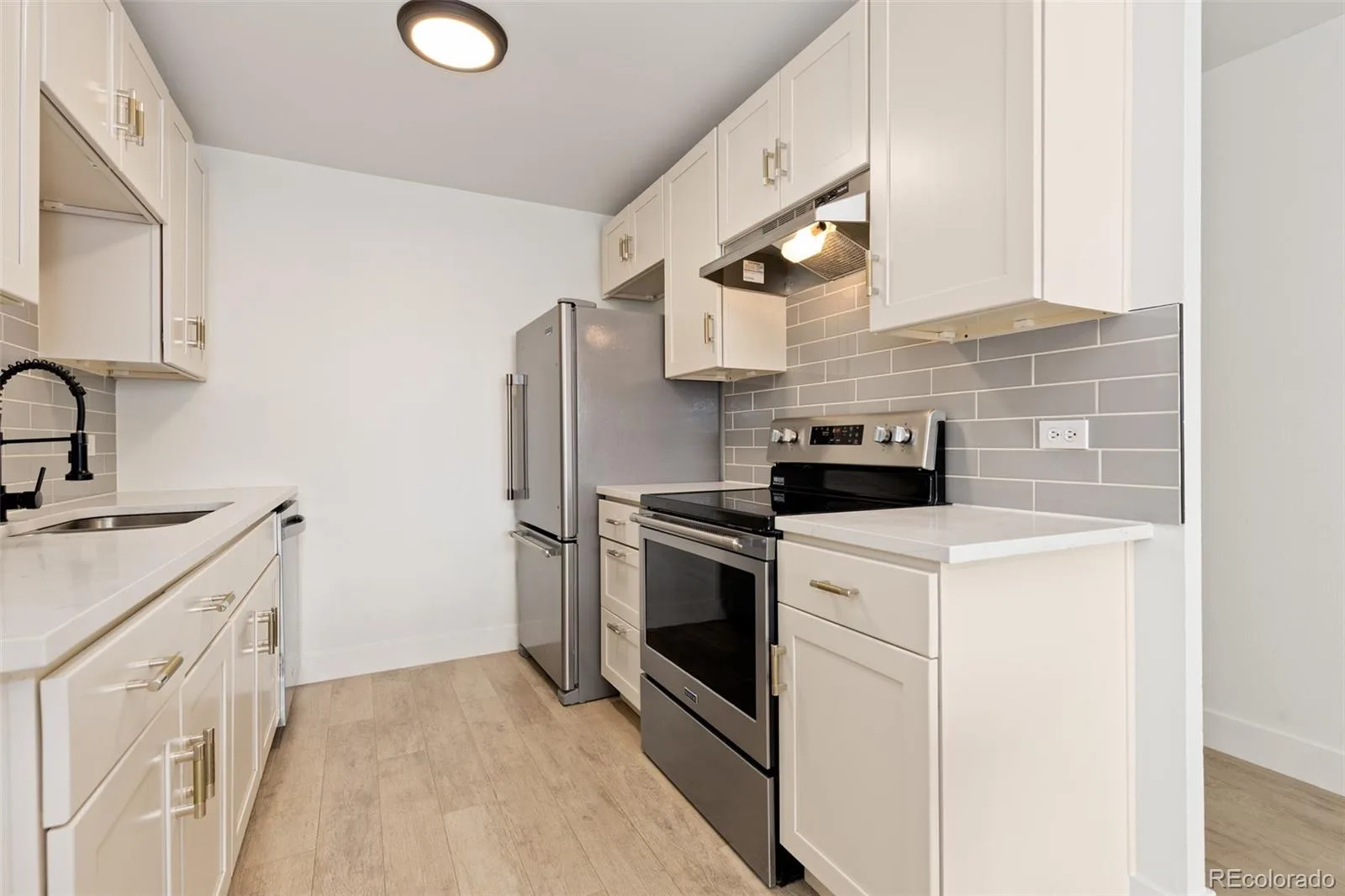 550 E 12th Avenue #1905 Denver CO 80203 MLS #REC1669411 07102026180155 1600 2
